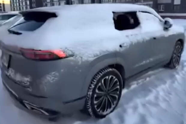 Shot: китайские автомобили начали сами открывать окна и двери на морозе