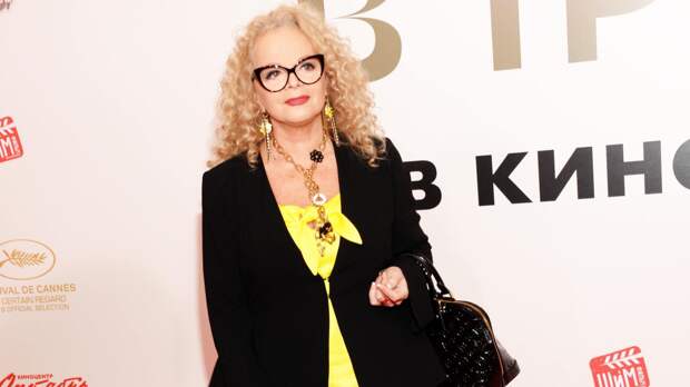 Единственная дочь Ларисы Долиной откровенно рассказала об отношениях c ней: видео Super