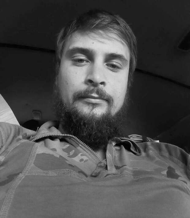 В Киеве с помпой похоронили ликвидированного в Авдеевке украинского снайпера Ростислава «Джерри» Терещенко. Похороны...