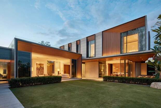 Минималистский трехэтажный особняк в Малайзии