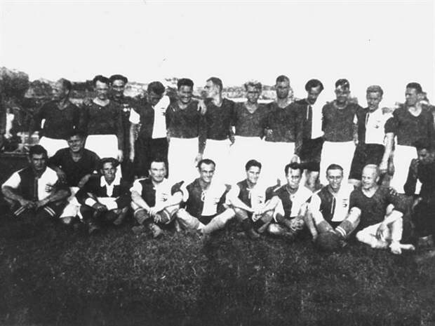 Футбольный матч В Киеве летом 1942