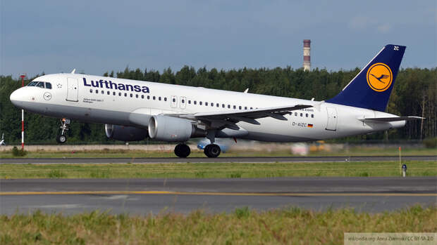 Коронавирус вынудил Lufthansa сократить более 20 тысяч сотрудников