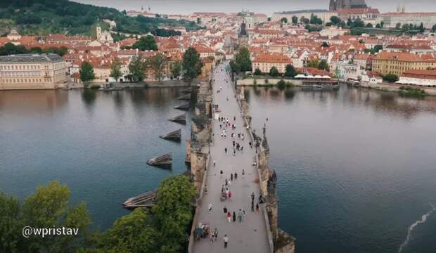 Власти Чехии заявили, что для получения гражданства их страны россиянам придется