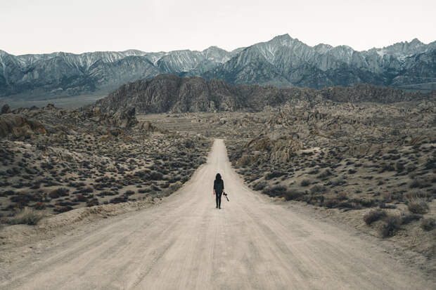 Desert Road by Ueli Frischknecht on 500px.com