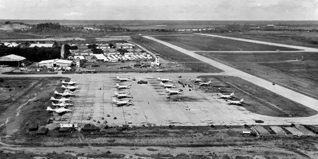 Авиабаза Бьен Хоа, 1964 год. Самолёты стоят как на параде война, история, факты