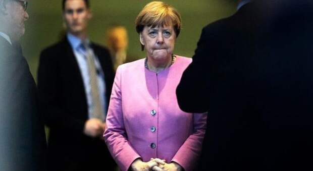 Карьера Меркель висит на волоске