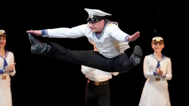 Из Донбасса с любовью: как Россия встретила артистов из ДНР