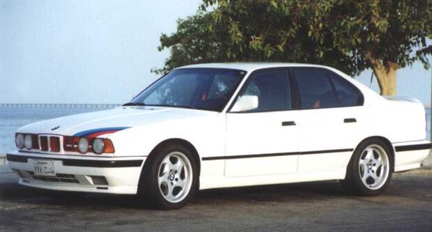 Модель BMW M5 Naghi Motors Edition (E34) для СА.