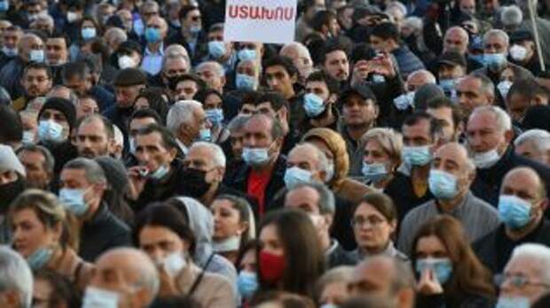 Митинги в Ереване