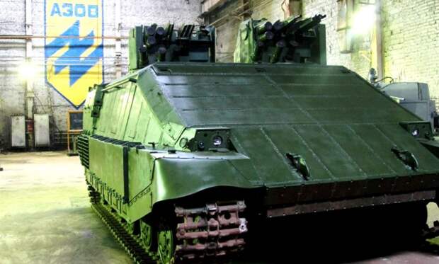 Скандальный украинский танк «Азовец» позорно провалил испытания из-за дешевой китайской оптики от домофона 