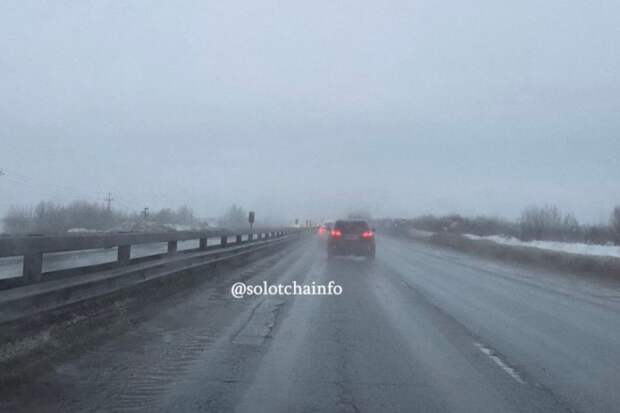 Водители пробивают колеса на Солотчинском шоссе под Рязанью