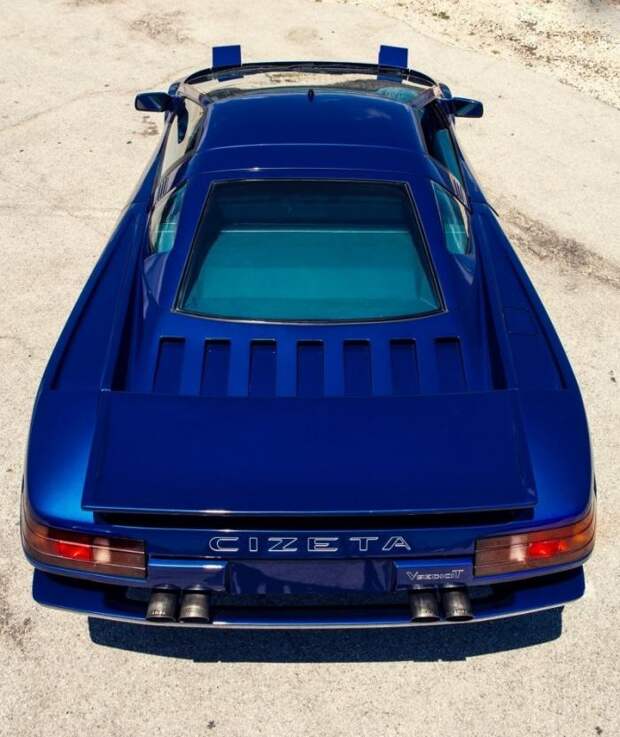 Редкий суперкар Cizeta V16T из коллекции султана Брунея