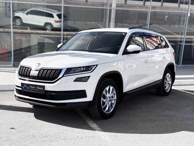 Зимние трудности в Тюмени: аренда авто как решение проблемы