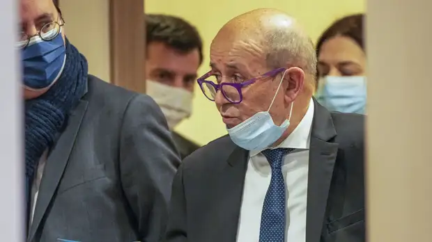 Глава МИД Франции Ле Дриан заявил, что его встречи с Лавровым не будет