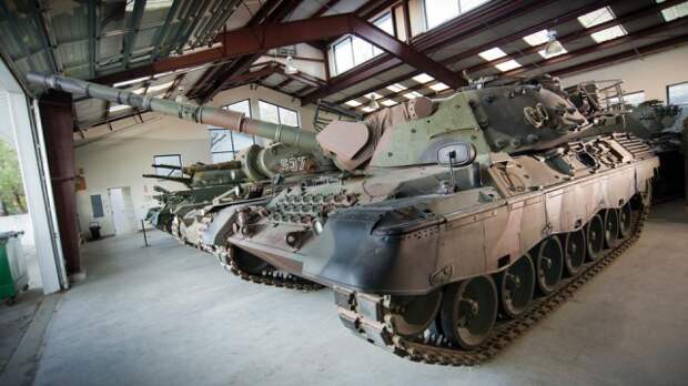 В Калифорнии музей с молотка распродаст танки