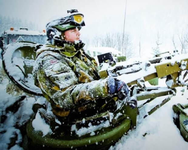 Военные США замерзли на учениях у границы РФ
