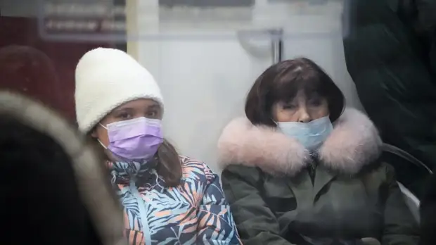 Инфекционист Тимаков назвал возможные симптомы «омикрона»