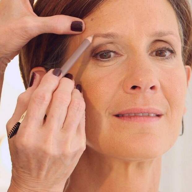 Простые правила повседневного макияжа для женщин после 60+