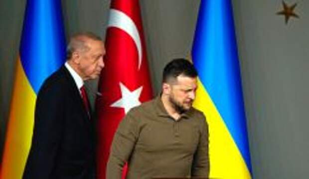 Евгений Сатановский: Эрдоган не будет ругаться с Зеленским из-за танкеров. Он у него порты "отожмет"