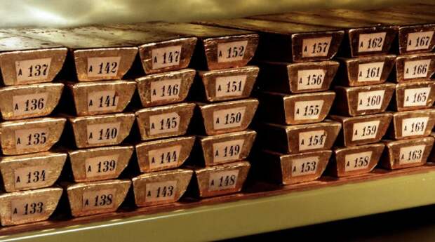 «Верните наше золото, при Трампе оно не в безопасности»