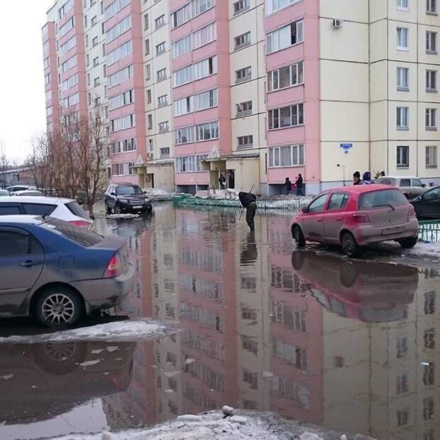 Омские дороги выглядят так, как будто там закончилась не зима, а война дороги, омск, прикол, юмор