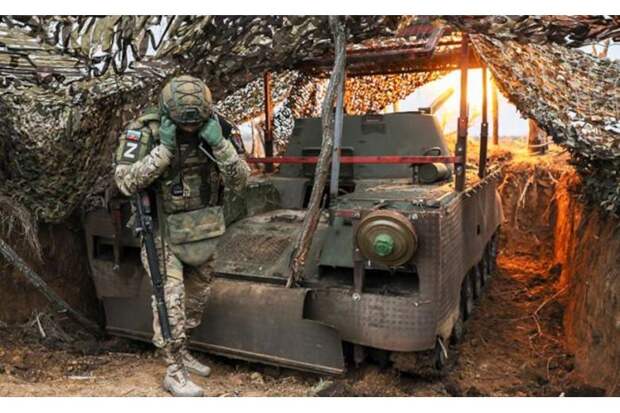 Клещи вокруг Орехова сжимаются, для обороны фортецi Сырский набирает «крепостных»