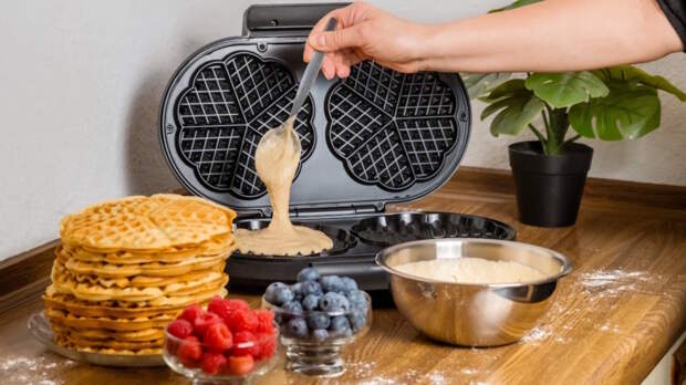 Мягкие внутри и золотистые снаружи: секрет правильного теста для венских вафель за пару шагов