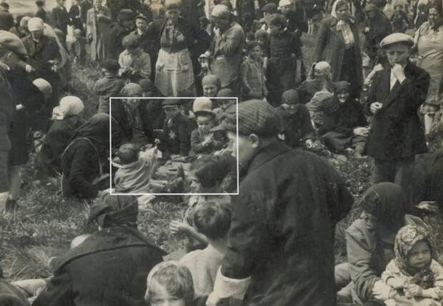 После прибытия в концентрационный лагерь Освенцим, 1944 год.