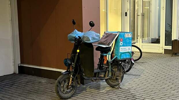 В Петербурге введут онлайн-отслеживание курьеров на СИМ