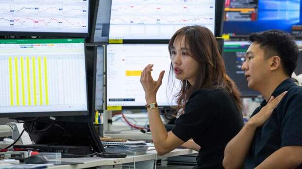 Побег с Уолл-стрит: КНР распродает облигации США.