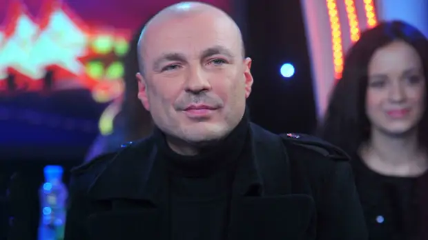 Жулин объяснил, почему не стал вывозить своих фигуристов на сборы в Новогорск