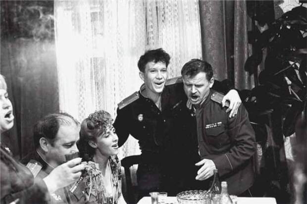 Кадр из фильма *Анкор, еще анкор!*, 1992 | Фото: fishki.net