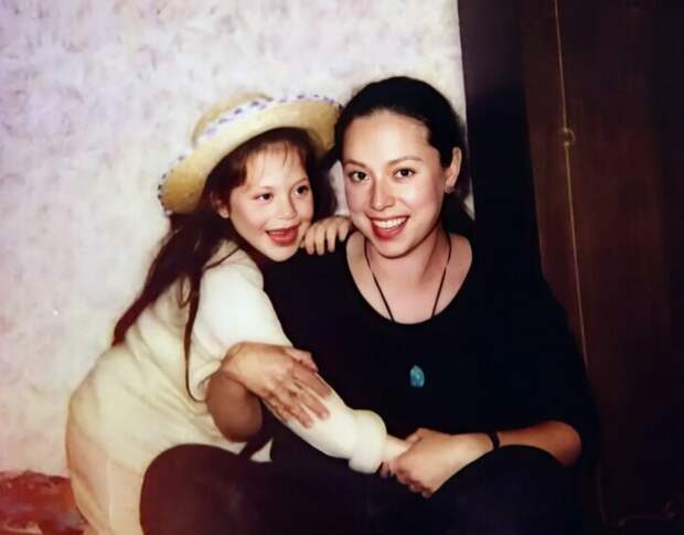 Первая жена и дочь Вячеслава Гришечкина. Первая жена и дочь Вячеслава Гришечкина.