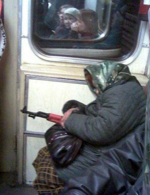 Очаровательная бабуля. Очаровательная бабуля.