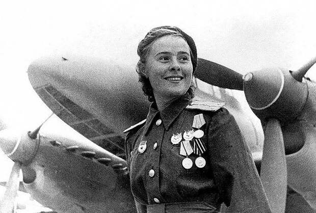 Марина Раскова. История легендарной лётчицы-штурмана
