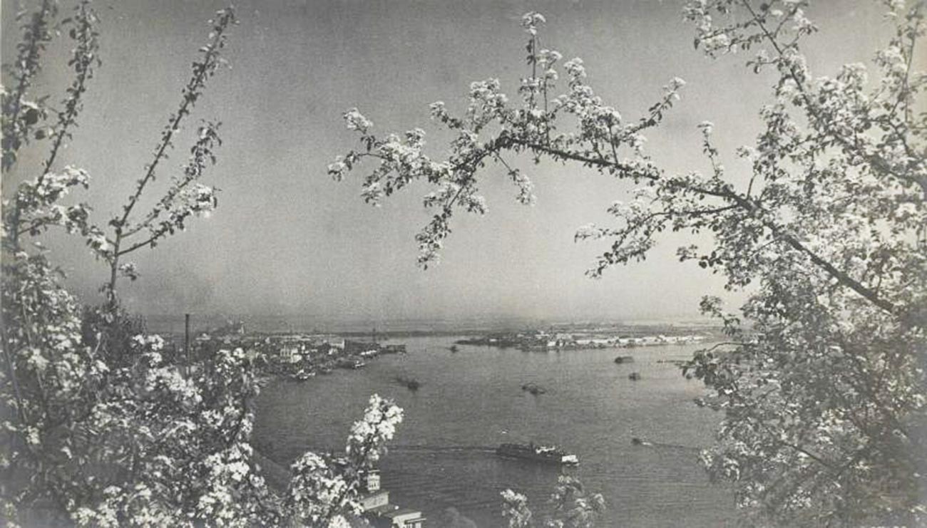 Советская весна в фотографиях