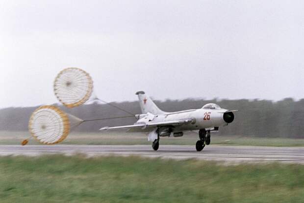 TNI: Пять советских самолетов вошли в десятку самых экспортируемых истребителей