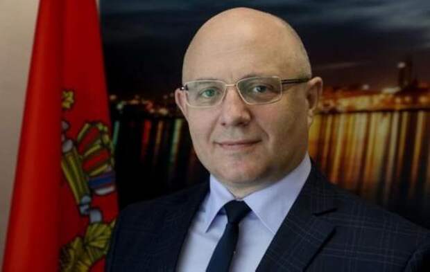 Пока люди катастрофически переплачивали за коммунальные услуги, министр устроил для себя жировку