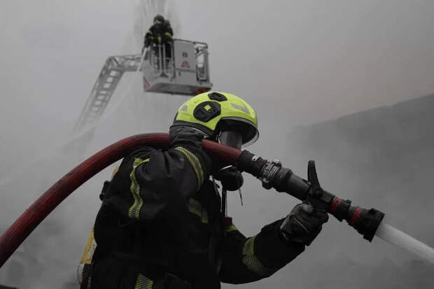 Серия ударов по военным и промышленным объектам в Одессе, Умани, Синельниково и других городах
