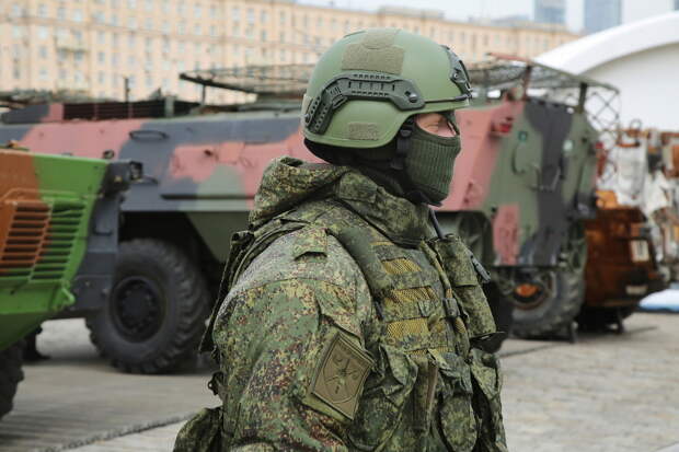 Экс-командир ВСУ вымогал у солдат деньги и угрожал им убийством