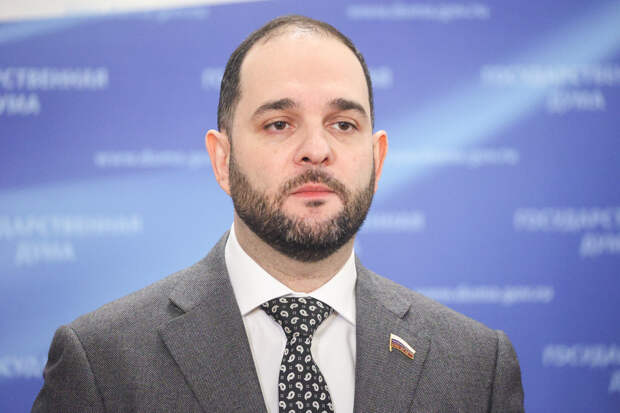 Мажуга заявил, что ограничение платного приема в вузы не увеличит цены на учебу
