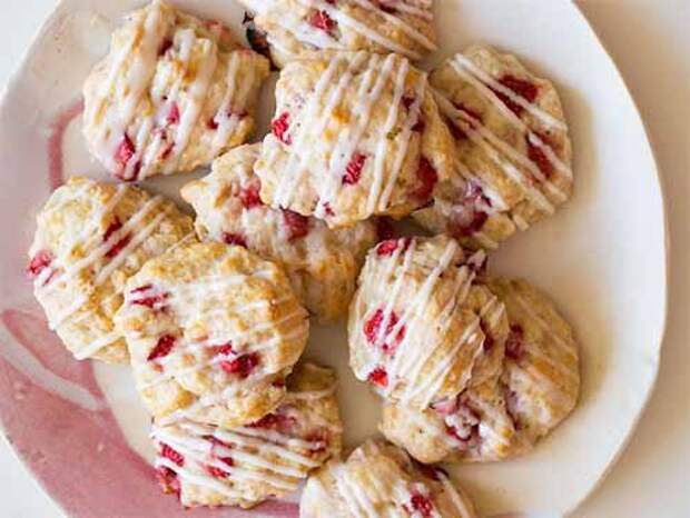 печенье с клубникой