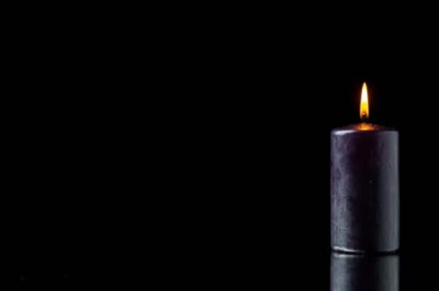 Внезапно умер известный тюменский хоккеист и тренер Дмитрий Саенко