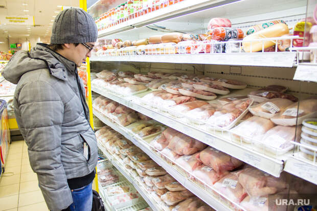 Цены. Юграторг. Ханты-Мансийск, покупатель, продукты, продуктовый магазин, витрина, мясо птицы, курятина