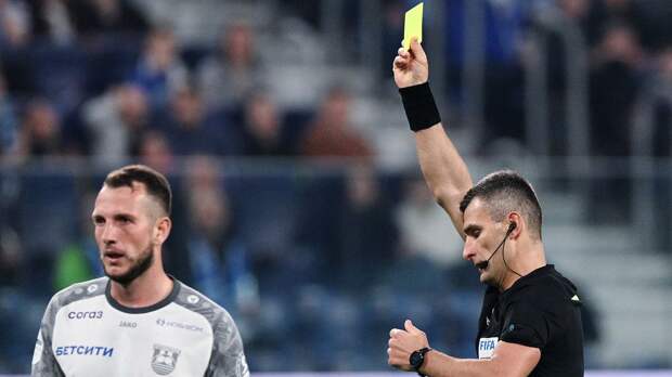 Гендиректор «Балтики» о судействе в матче с «Зенитом»: «Комментировать не буду. Лучше говорить на холодную голову»