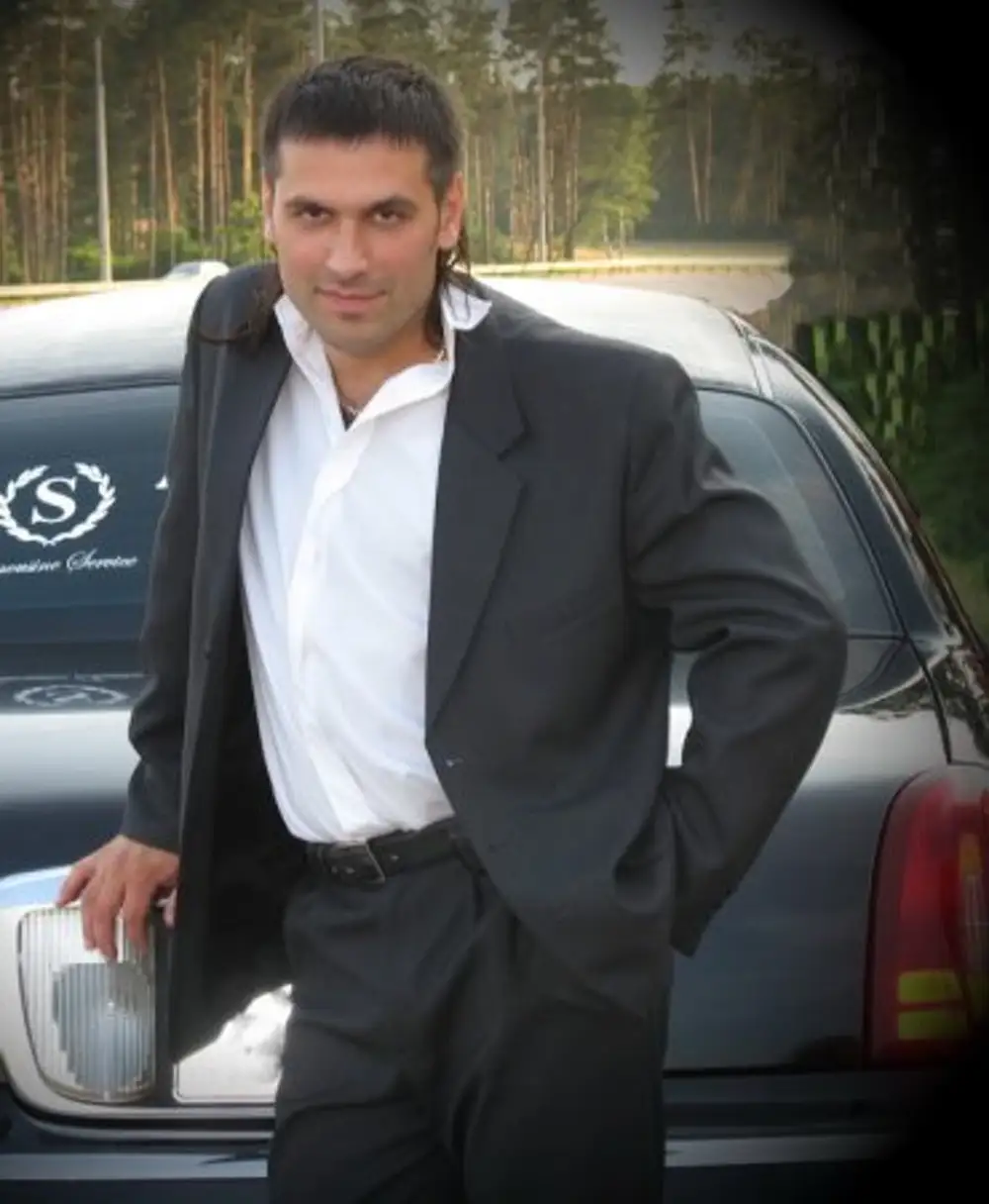 Сайты богатых мужчин спонсоров. Кавказские мужчины. Красивые кавказцы. Кавказские парни. Красивый кавказский мужчина 40 лет.