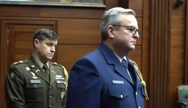 Россия не отчитывается перед американцами, Россия возит их мордой по столу