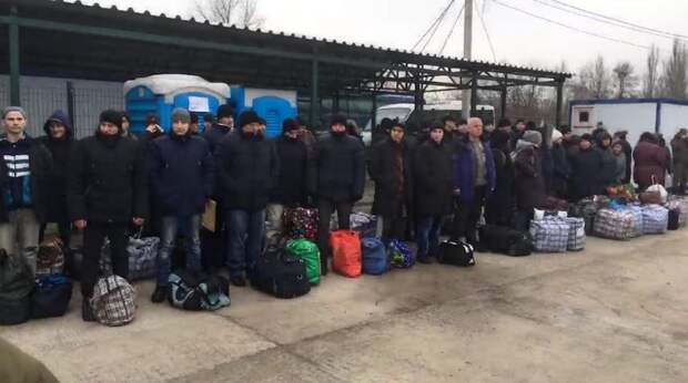 Узники украинских тюрем и подвалов СБУ на свободе и возвращаются домой Узники украинских тюрем и подвалов СБУ на свободе и возвращаются домой