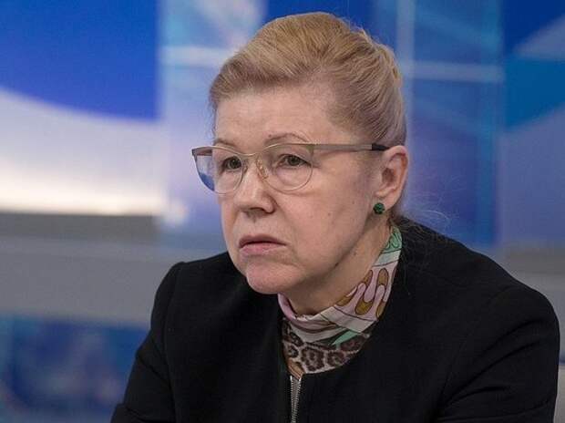 Мизулина оправдалась за живущего за границей сына Мизулина оправдалась за живущего за границей сына
