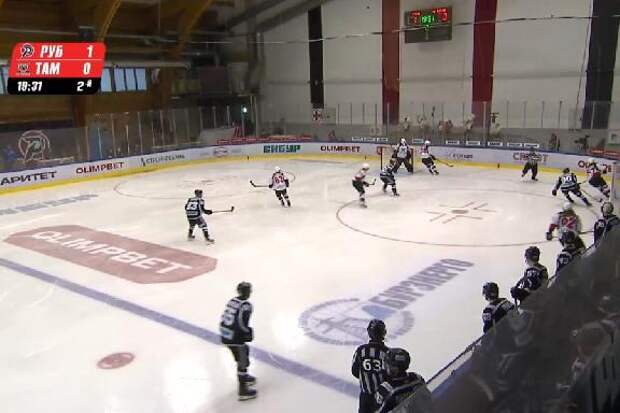 ХК "Тамбов" уступил "Рубину" в Тюмени